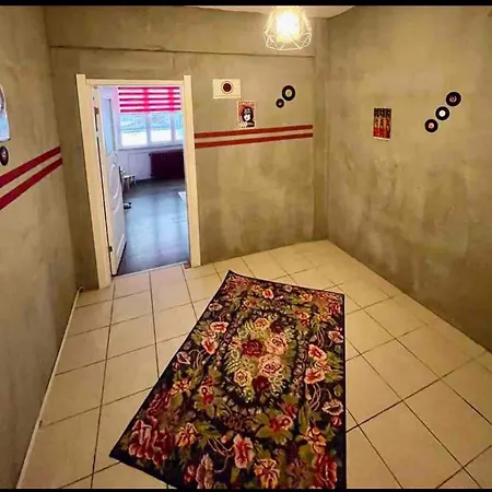 Besiktas Merkezi Konumda Minimal Daire איסטמבול